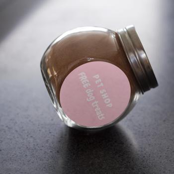 Autocollants en film blanc