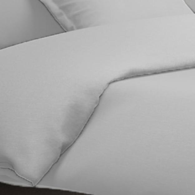 Biancheria da letto ricamata