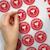 Stickers met tijdelijke lijm