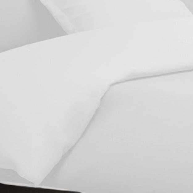 Biancheria da letto ricamata