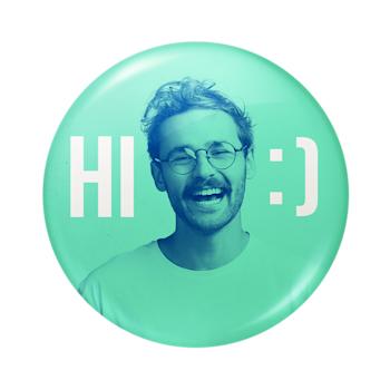 A printed button with a diameter of 75 mm, get it at HelloPrint.