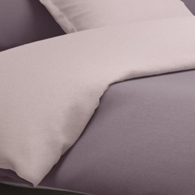 Biancheria da letto ricamata