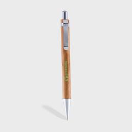 Bolígrafo de bambú con punta metálica en vertical