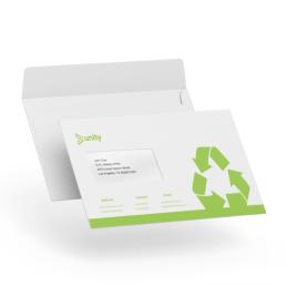 The front and back of the recycled paper envelopes from De Goede Doelen Drukkerij