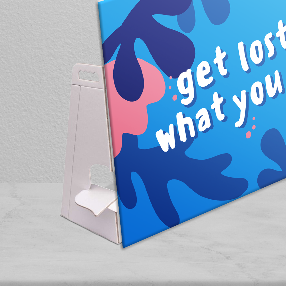 Kartonnen standaard voor panelen