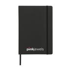 Zwart A4 notebook, past in broekzak of jaszak, handig om dingen in op te kunnen schrijven. Online verkrijgbaar bij Drukzo.
