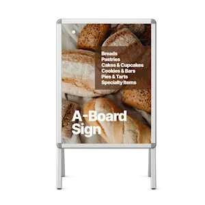 Günstige Plakataufsteller mit personalisiertem Druck erhältlich bei HelloPrint.