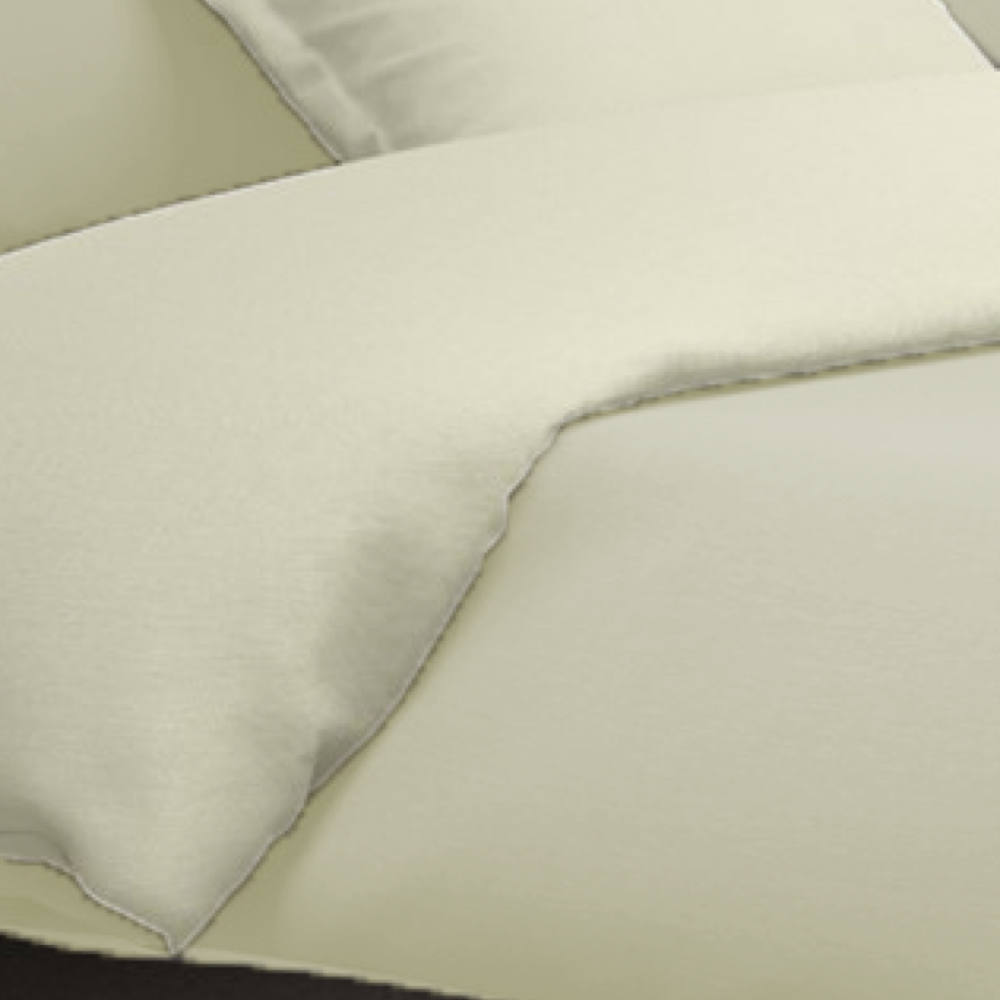 Dekbedovertrek geborduurd