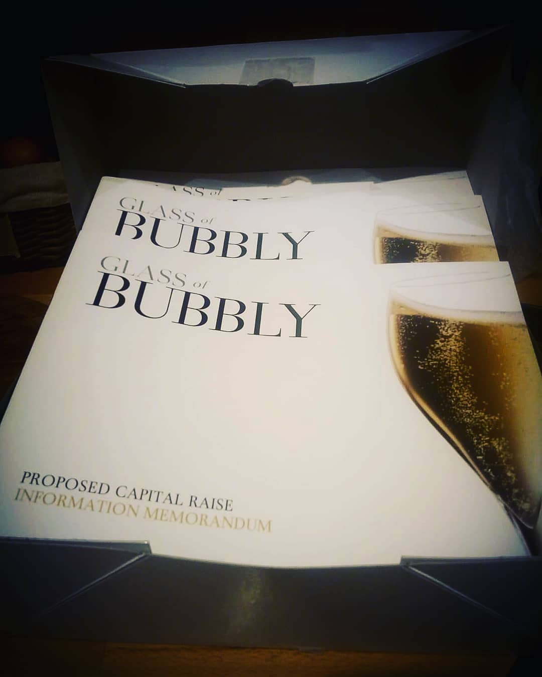 glassofbubbly - Instagram
