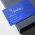 Ejemplo de diseño de tarjeta de visita con acabado exclusivo brillo disco en Helloprint