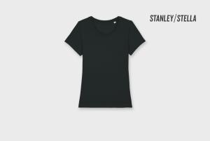 Sustainable loose fit female t-shirt