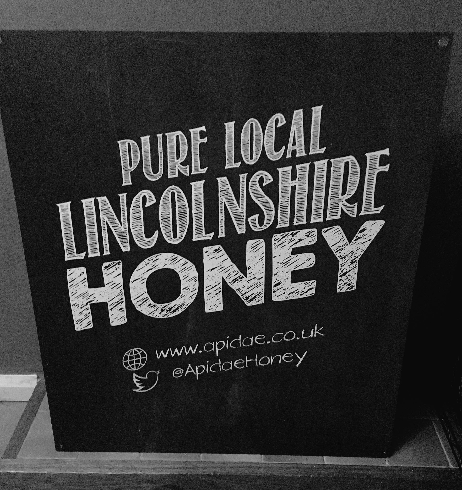 Apidae Honey (Paul Horton) - Twitter