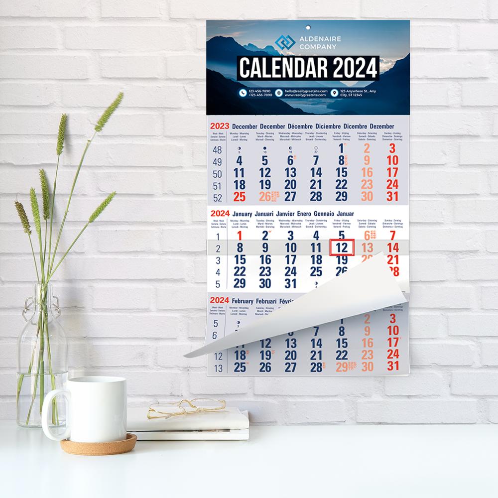 Custom Printed 3 Month Calendar Helloprint