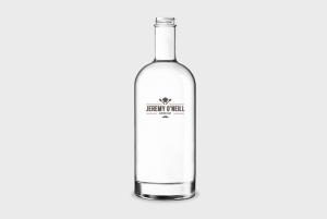 Bedruk deze 1 liter glazen fles met je eigen logo voor een goede prijs bij Drukzo