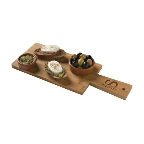 Premium wooden cutting board, also suited for cheese and olive presentation. Can personalise the board with own logo or text. 