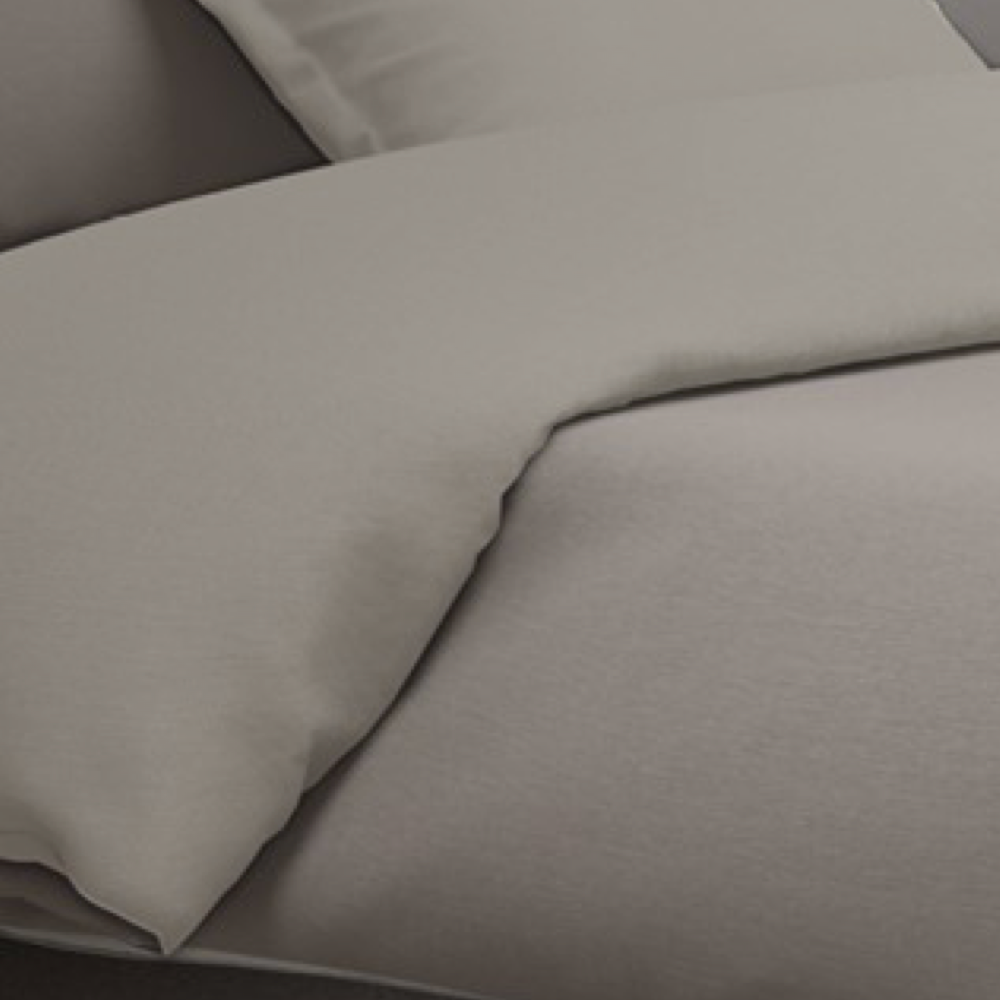 Dekbedovertrek geborduurd