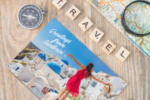 Custom Printed Photo Cards available at Helloprint