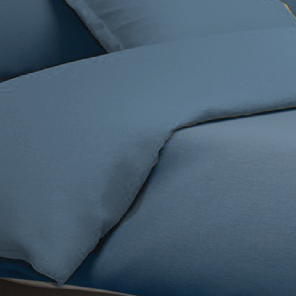 Dekbedovertrek geborduurd